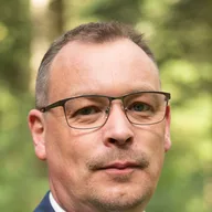 Porträtfoto von Lukas Wagner