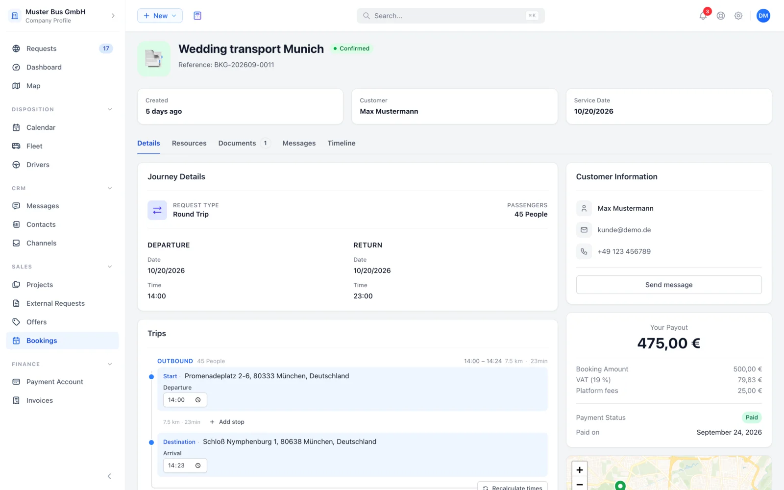 Busly dispatch plan with vehicles, bookings and offer details in the browser